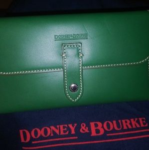 Dooney and Bourke wallet